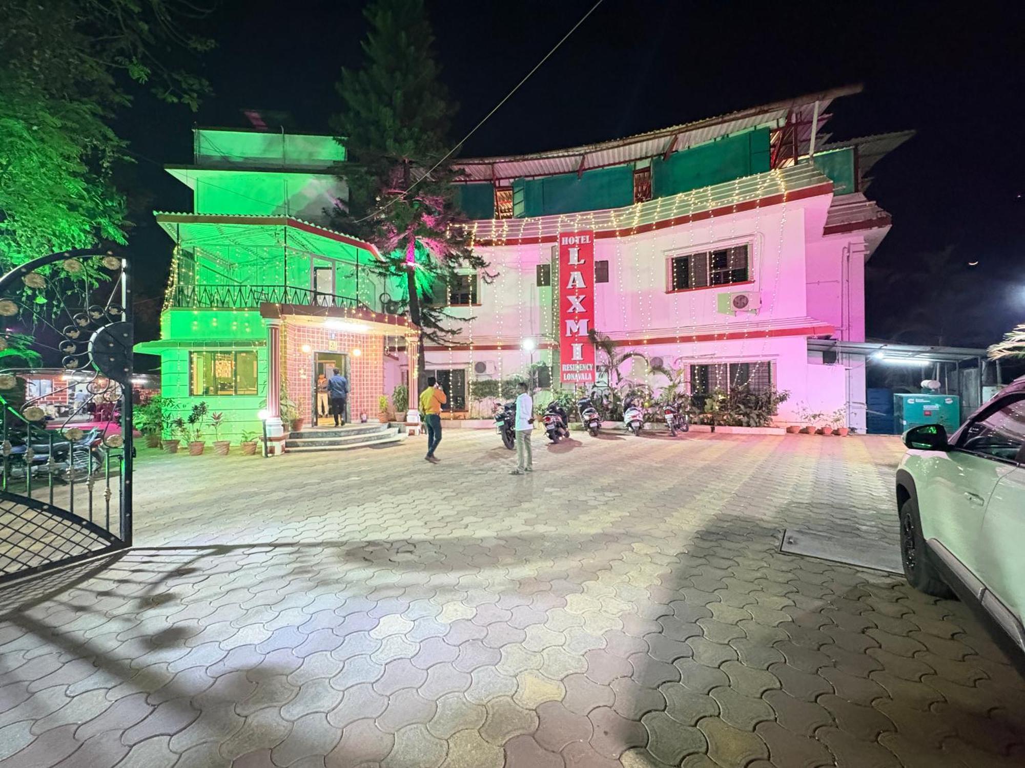 Hotel Laxmi Residency Lonavala Bagian luar foto