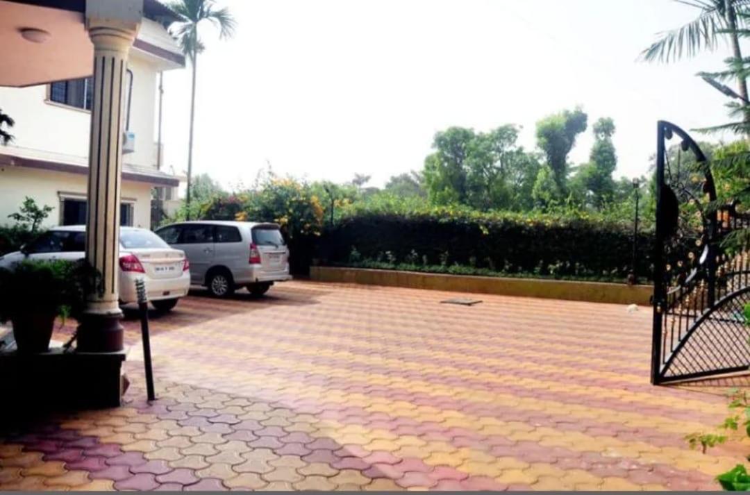 Hotel Laxmi Residency Lonavala Bagian luar foto