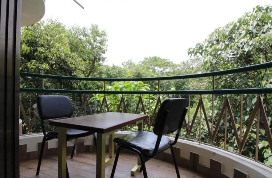 Hotel Laxmi Residency Lonavala Bagian luar foto