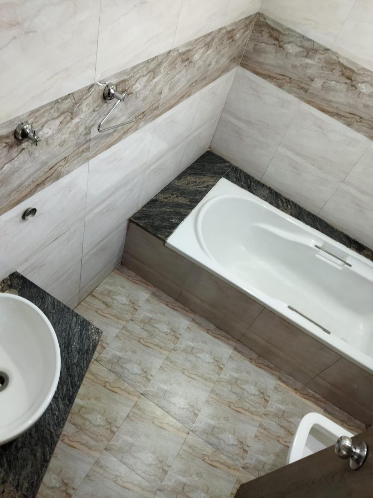 Hotel Laxmi Residency Lonavala Bagian luar foto