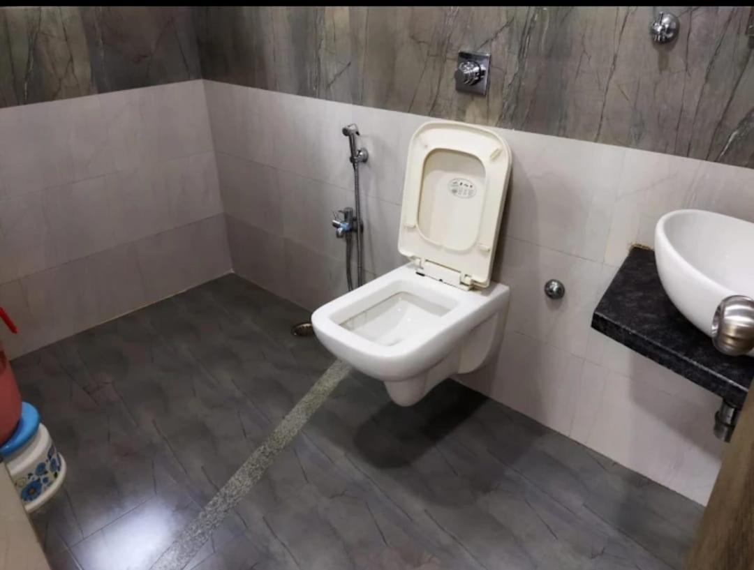 Hotel Laxmi Residency Lonavala Bagian luar foto
