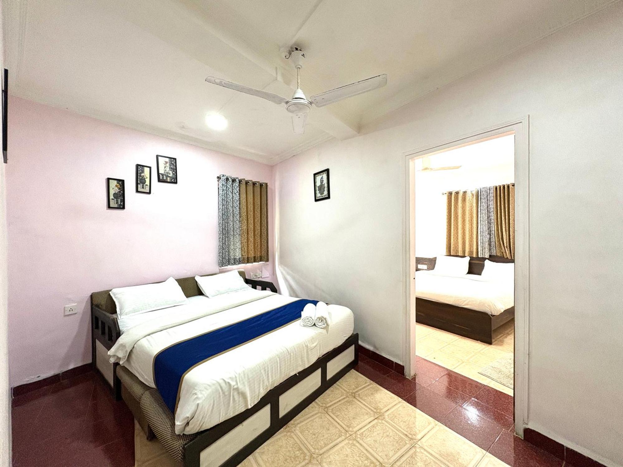 Hotel Laxmi Residency Lonavala Bagian luar foto