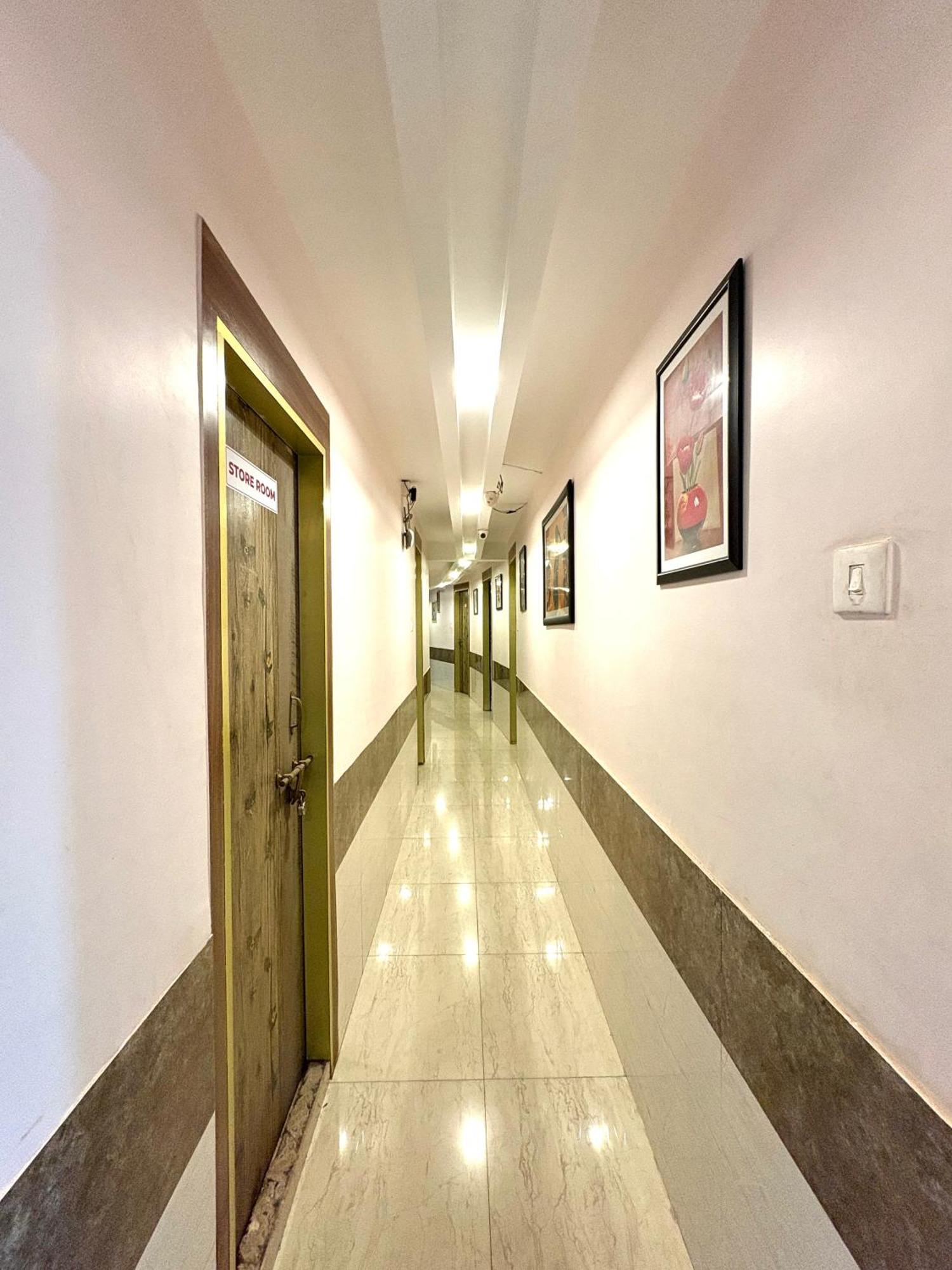 Hotel Laxmi Residency Lonavala Bagian luar foto