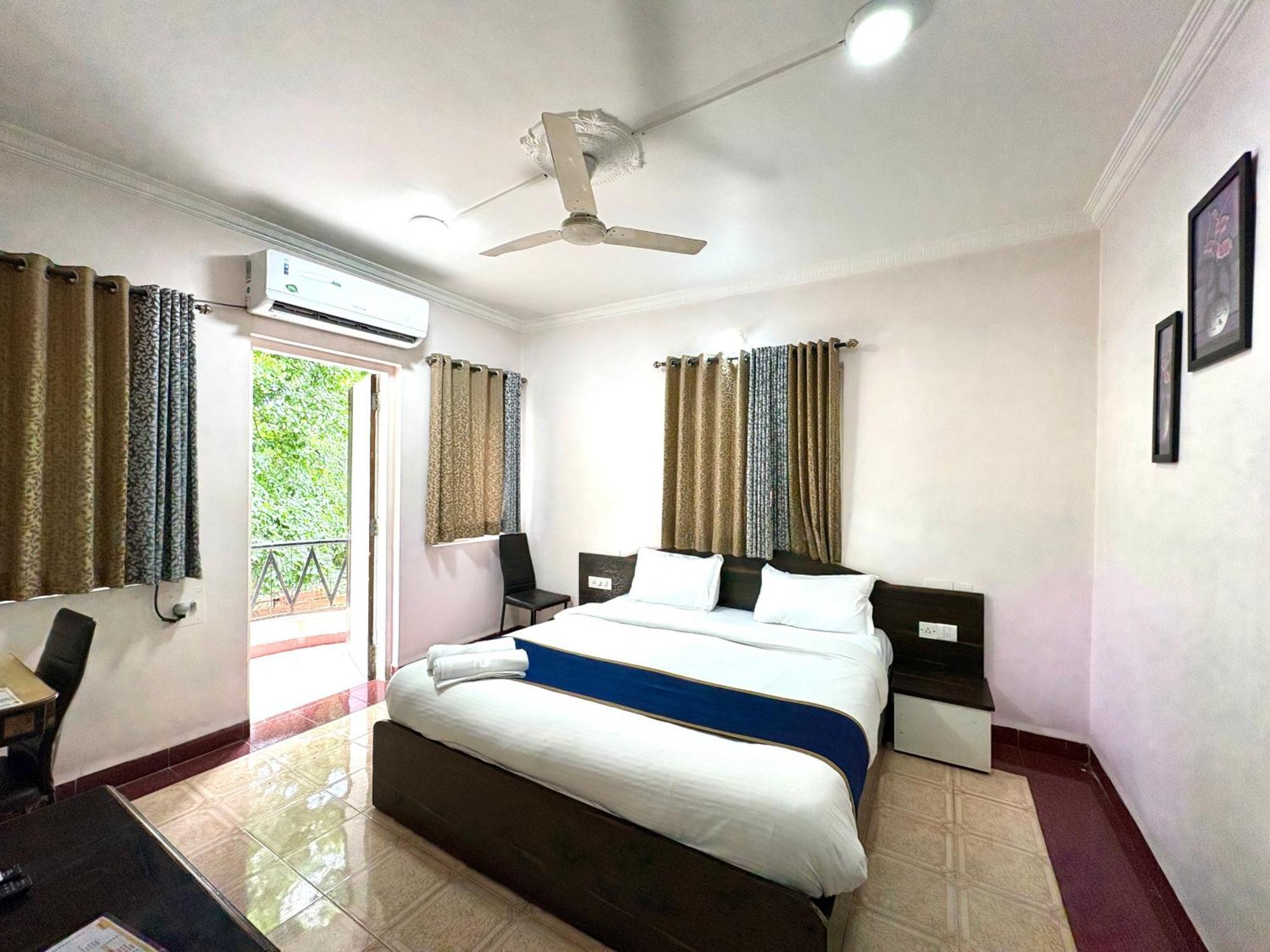 Hotel Laxmi Residency Lonavala Bagian luar foto