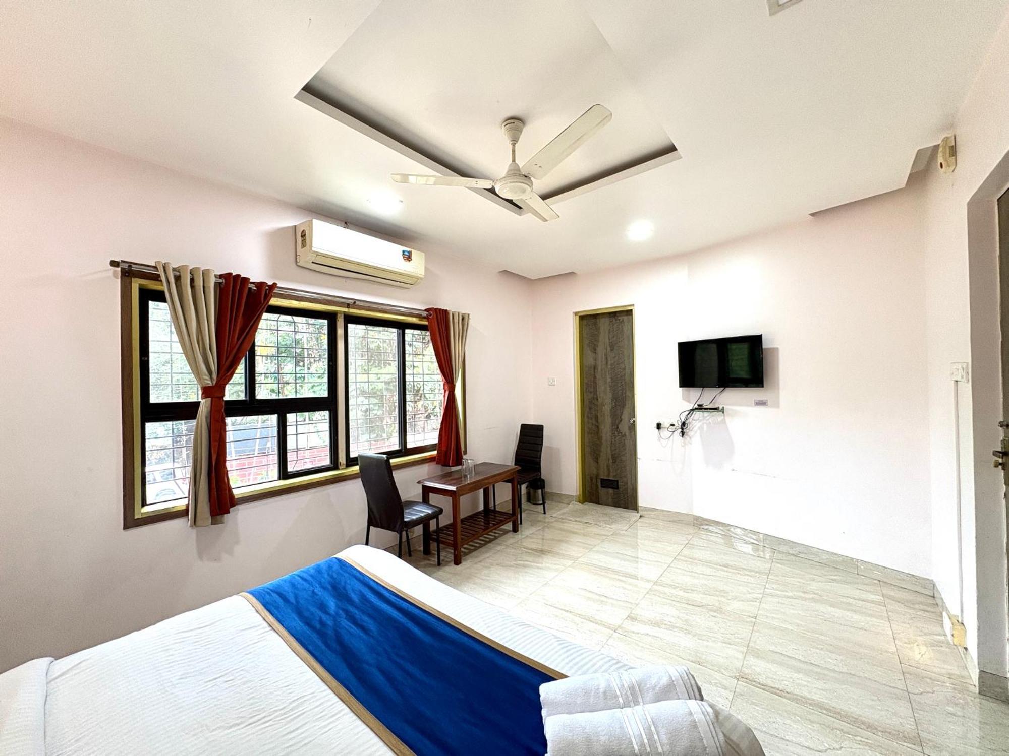 Hotel Laxmi Residency Lonavala Bagian luar foto